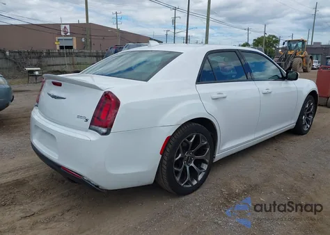 2015 Chrysler 300 300S из США, поврежденный, VIN 2C3CCABG4FH872498